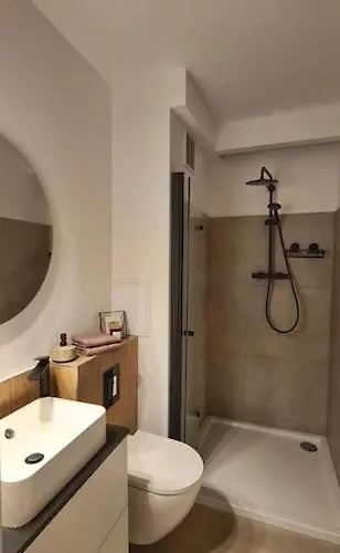 Uroczy Blisko Centrum - 10 Min Do Plazy Апартаменти *